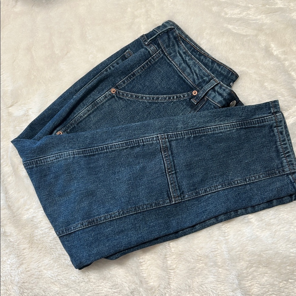 Old Navy Utility Jeans - Picture 3 of 6